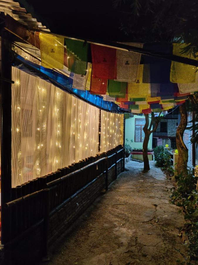 Moustache Mcleodganj Ostello McLeod Ganj Esterno foto